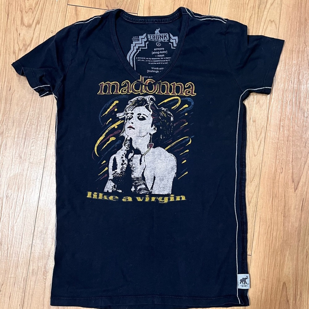 Trunk LTD T-Shirt Madonna Like A Virgin Black Size Medium *RARE* Pre-Loved!!